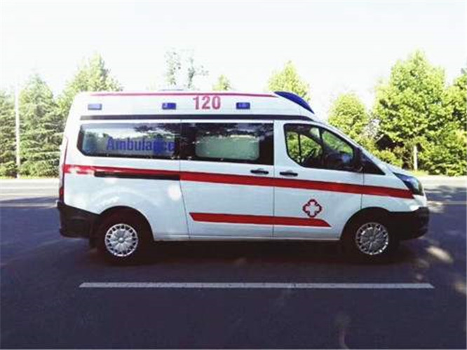 兴山救护车出租服务案例6